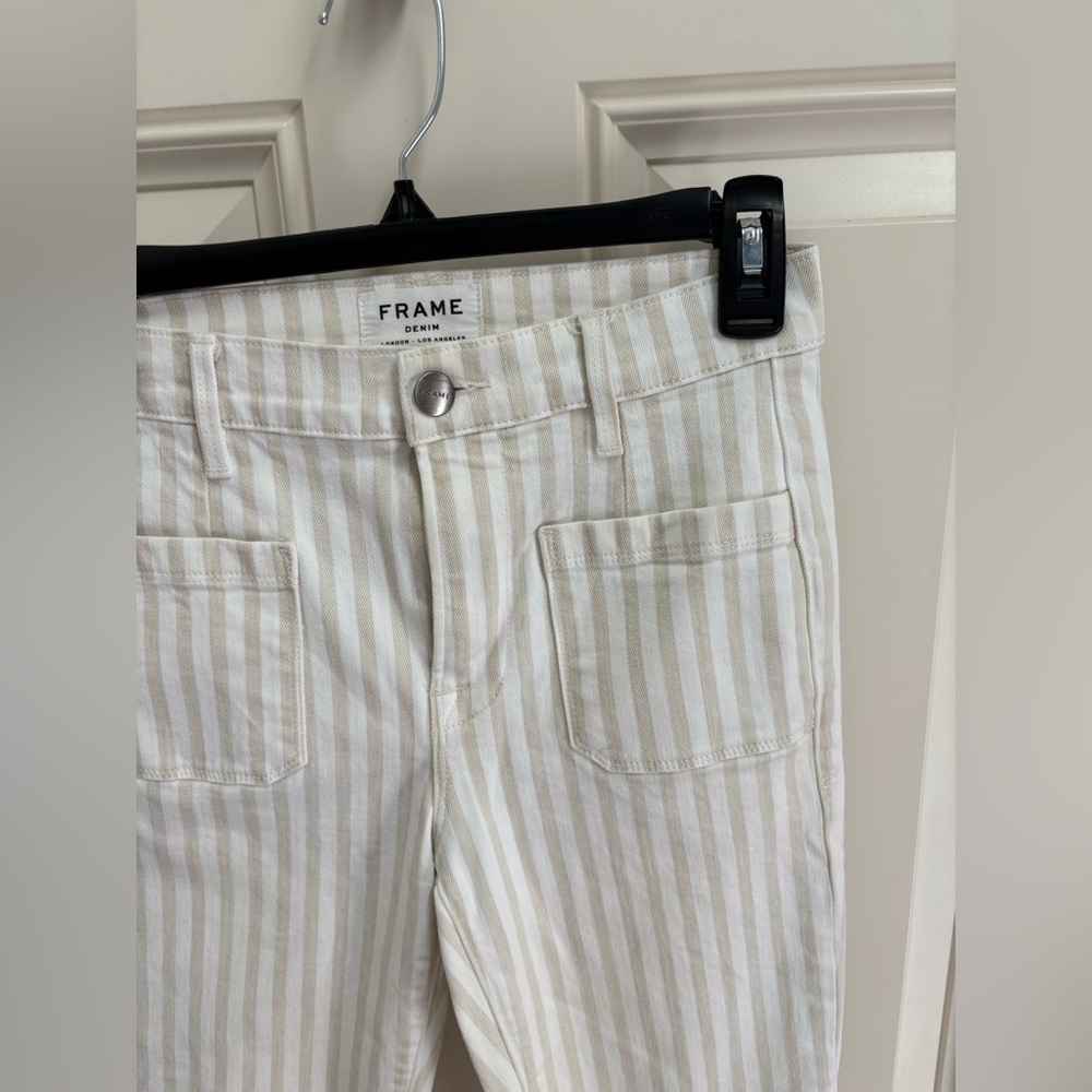 FRAME Le Bardot Striped Kick Flare Raw-Edge Jeans in Courtyard Size 25 - Picture 3 of 8
